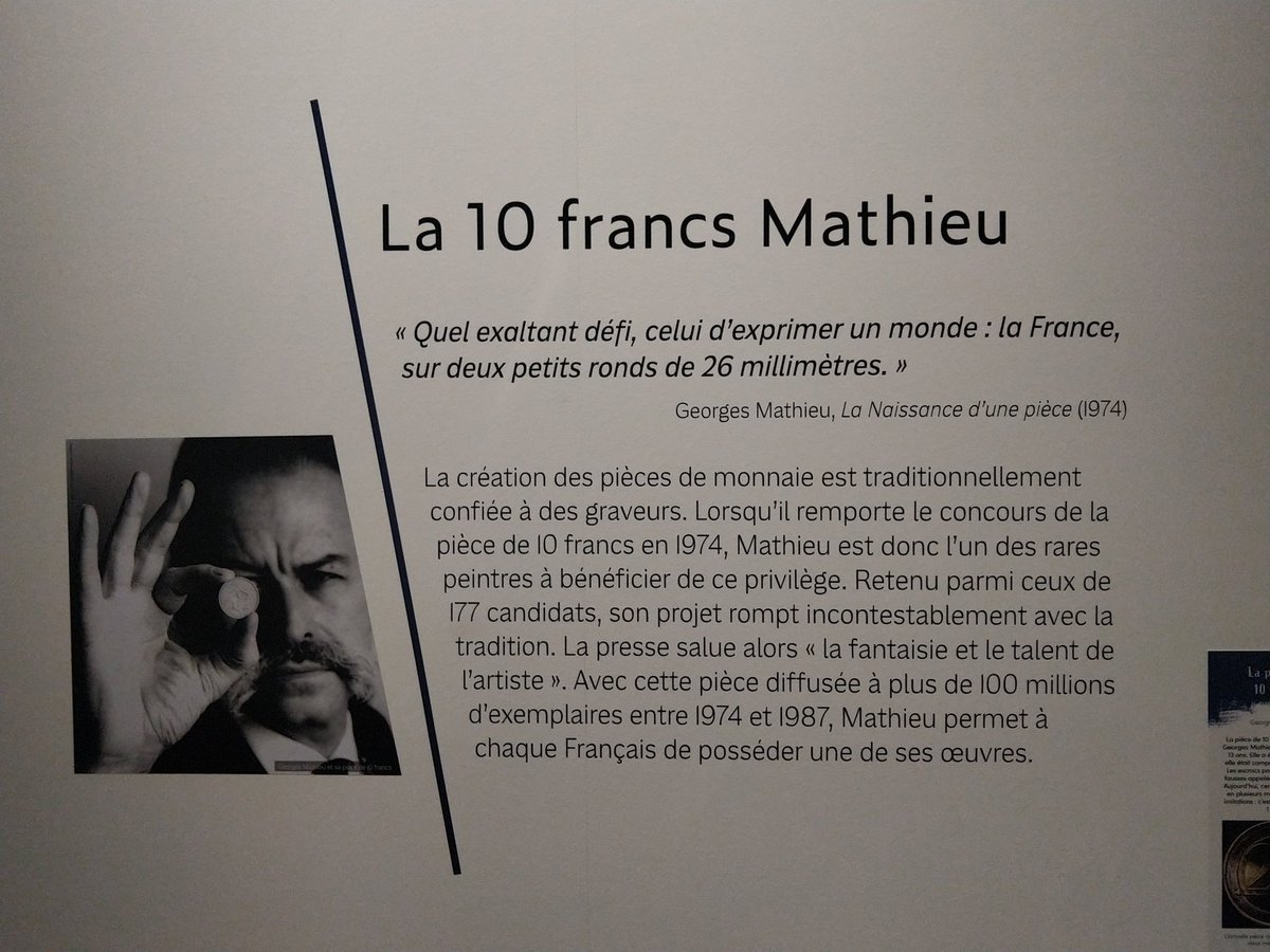 Christo324085's tweet photo. Visite de l'exposition #GeorgesMathieu à l'Historial de la Vendée, à l'occasion des 50 ans de l'usine étoile de Fontenay le Comte dont il a dessiné les plans.
Cet artiste a créé plusieurs objets que vous connaissez. @airfrance https://t.co/yqO5D91wpK