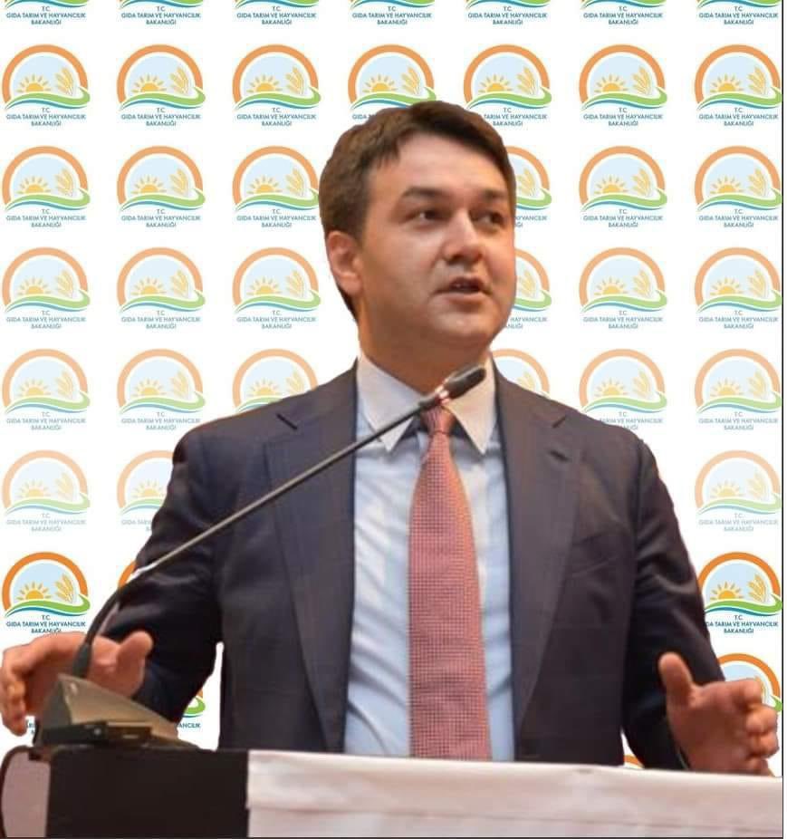 UrfabesiOSB's tweet photo. Şanlıurfa Tarıma Dayalı İhtisas (Besi) OSB'ye büyük katkılar sunan Eski Tarım Reformu Genel Müd Abdullah Burak KESER'in geçirdiği kalp krizi sonucu vefat etmiştir.  Ailesine ve sevenlerine baş sağlı dileriz....
Yönetim Kurulu Olarak... https://t.co/qBw7q114ur