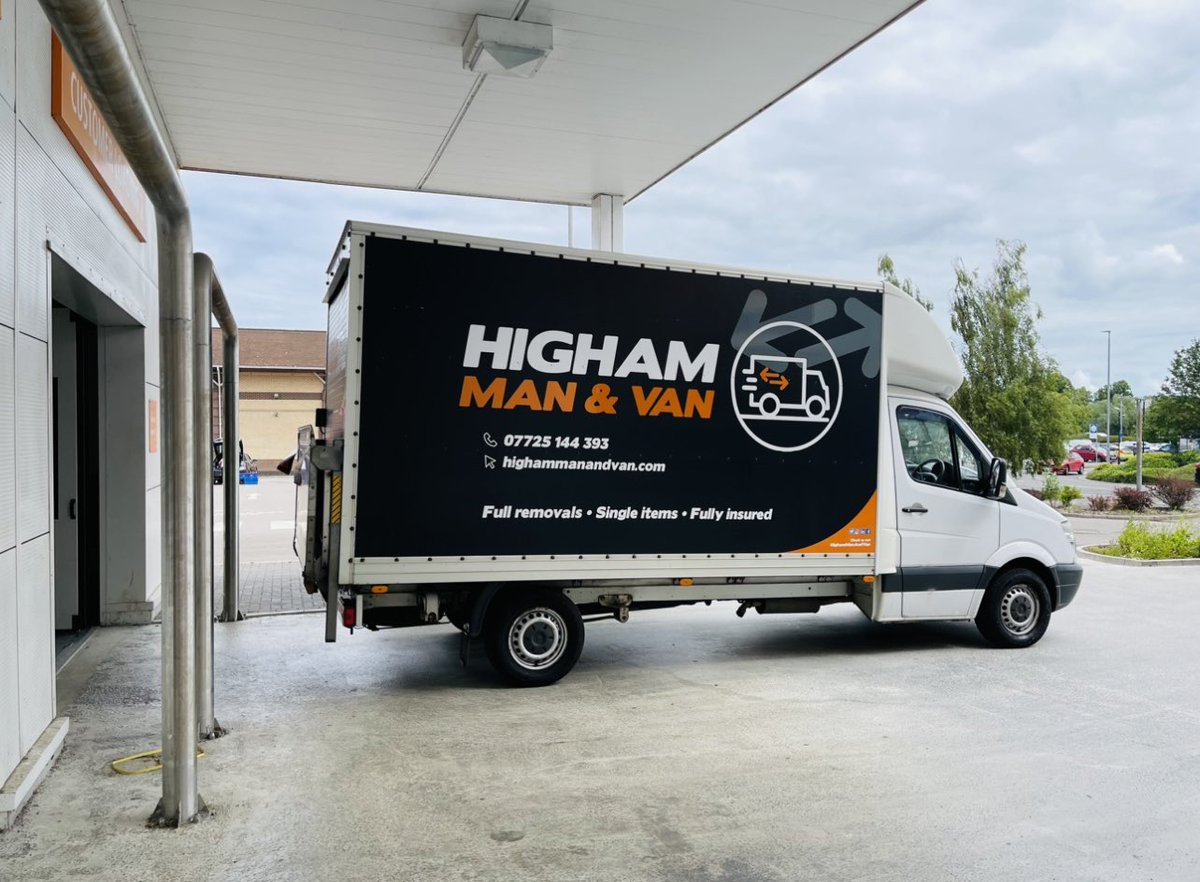 Single Item collections made easy 🚚☑️ 3.5t with a tail lift. Perfect for heavy piano’s 🎹💪🏻 We lift, we protect, we deliver 5️⃣⭐️ #highammanandvanremovals #whatdoyouneedhelpwith #northamptonshire #removals #movingoffice #singleitems #fullloads #supportlocal #5starservice