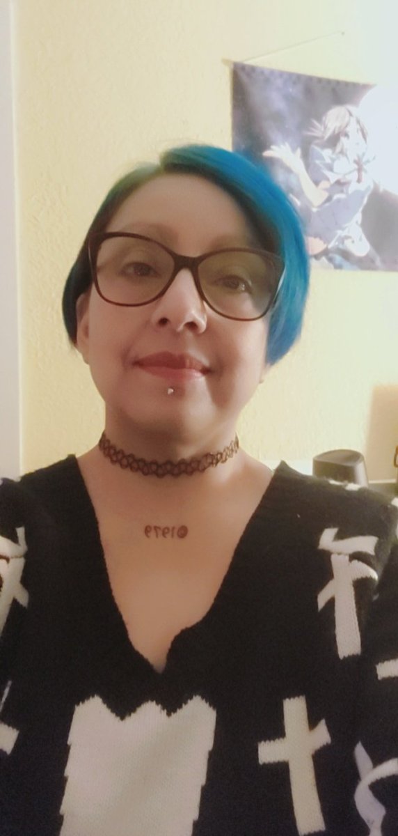 DarkKeyboard37's tweet photo. #foreveryoung #gothic #dark #RockStar #almost44 🖤🤘🏽👵🏽 https://t.co/w3YFgwYY2z