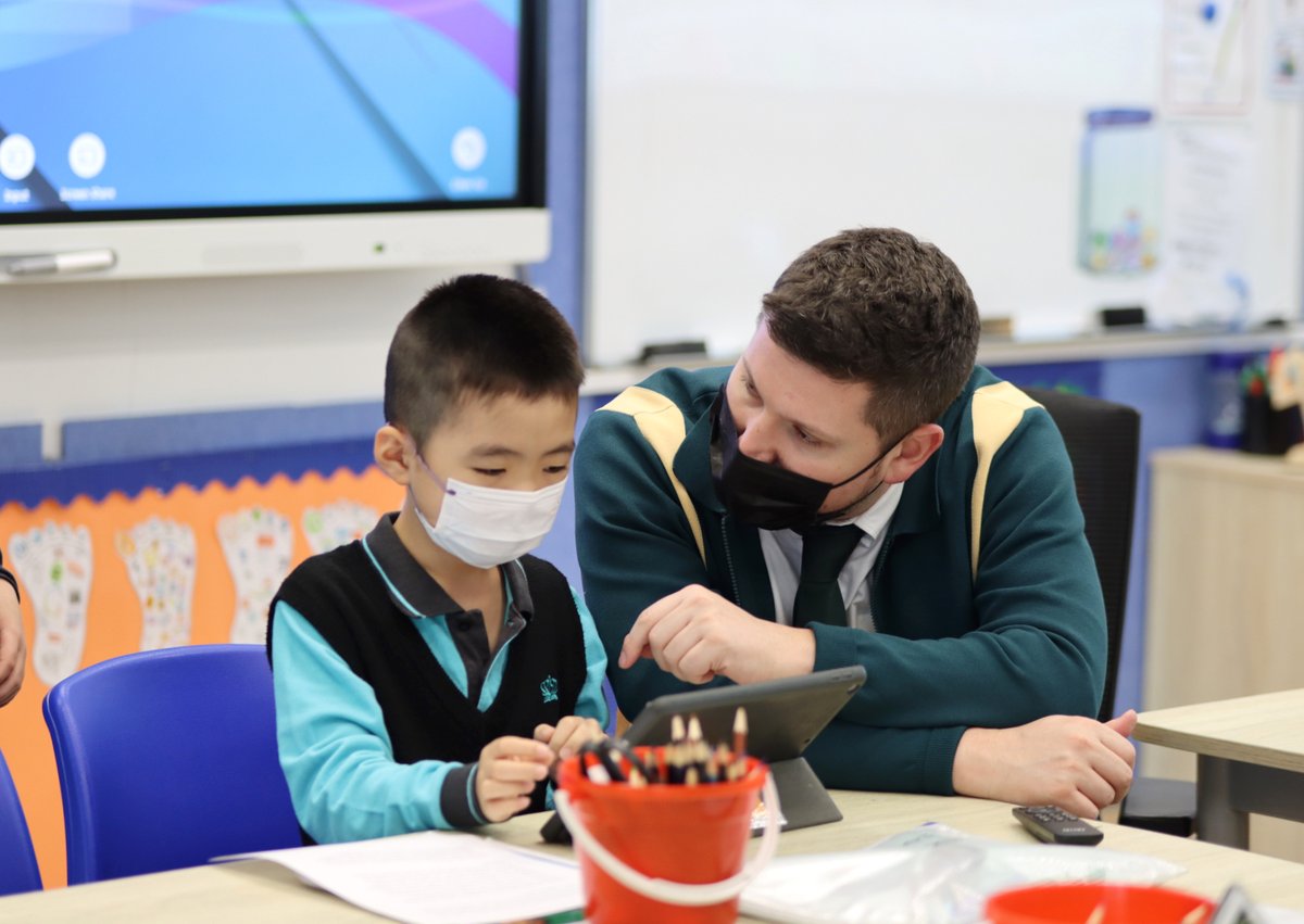 NAISHongKong's tweet image. Welcome back to school! It has been wonderful to welcome new and returning families to our school today. Students wasted no time in getting to know their new classmates. Here’s to another year of extraordinary success!
#NAISHongKong #NordAngliaEducation #NAEBeAmbitious