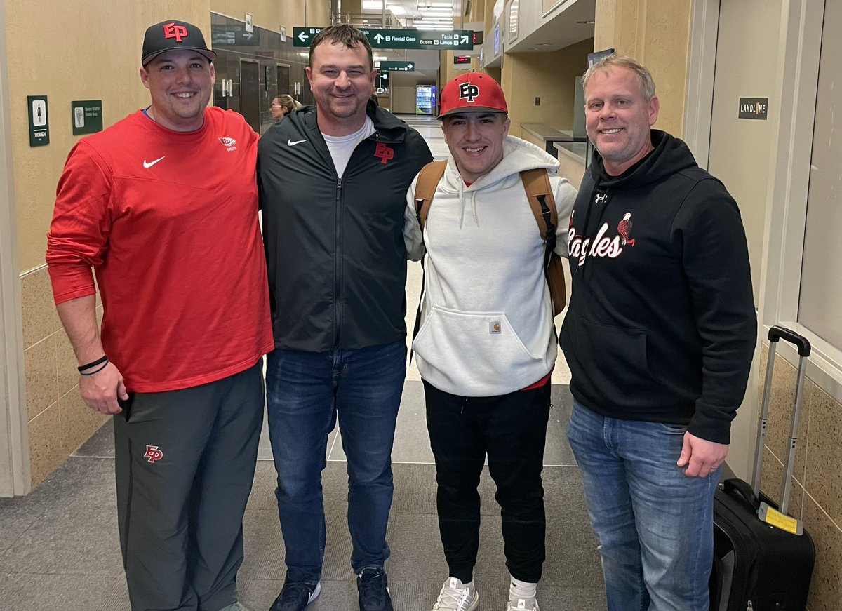 EPHSBaseball's tweet image. End of an awesome weekend at #ABCA2023 ! Great few days learning from some of the best in the business and getting fired up for the 2023 season. March 13th and 20th are right around the corner! #EAGLES