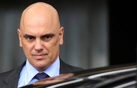 Deixe uma palavra de motivação pro ministro Alexandre de Moraes agir o mais breve possível
