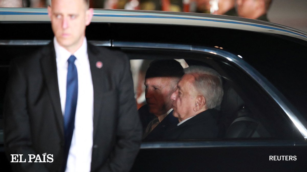 luisghernan's tweet photo. 🔥Booom🔥

En un gesto de amistad sin precedentes, Biden invitó a @lopezobrador_ a viajar en #LaBestia

Por protocolo, solo el Presidente de Estados Unidos y su familia pueden subir a ese automóvil

AMLO es el primer Presidente extranjero en viajar en la legendaria limusina https://t.co/CdCe6sUphr