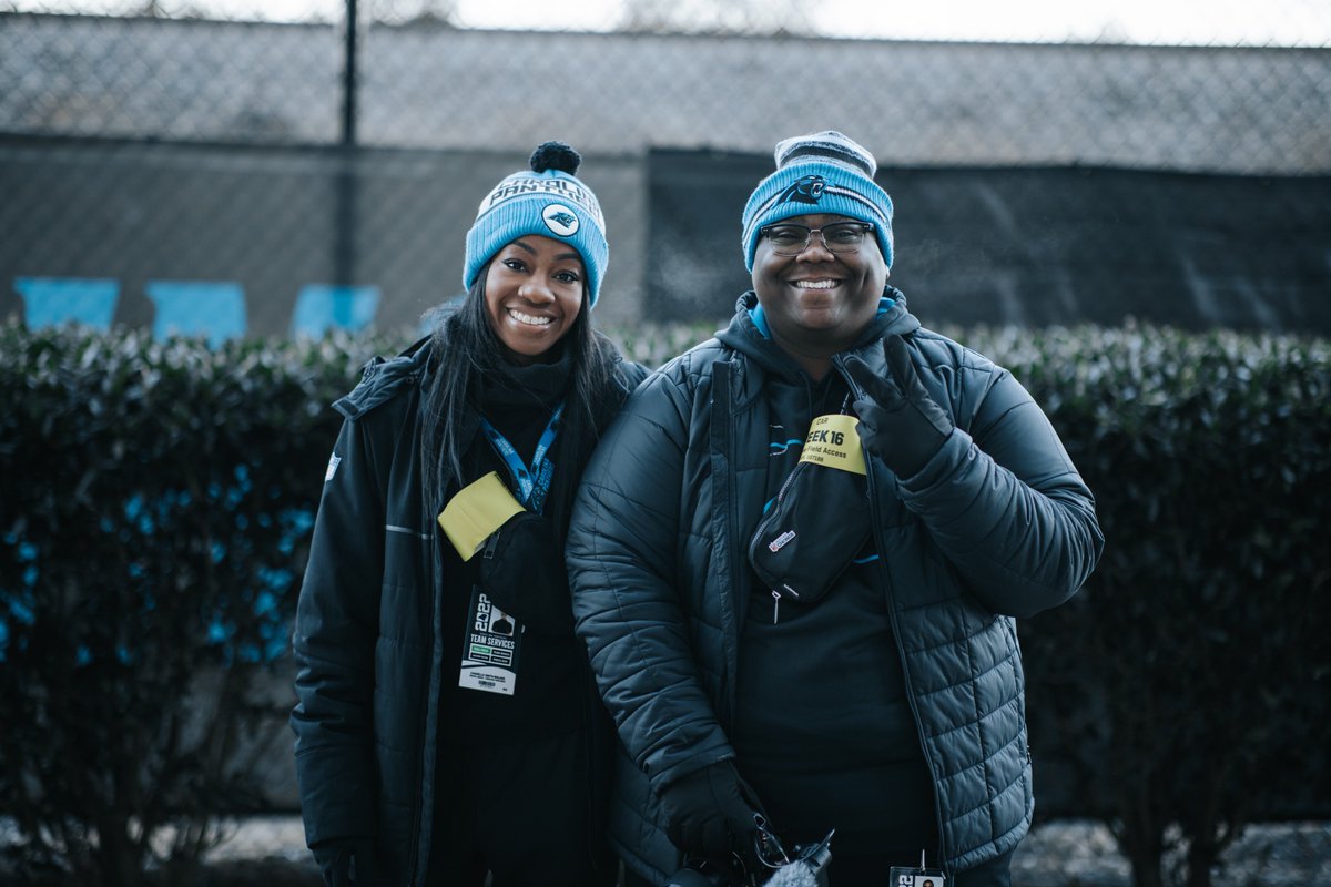 _alexmgrant's tweet photo. Most people have no idea of the grind. It starts in July and is virtually every day until January (or beyond). It's rarely easy but it's always rewarding.

Incredibly proud of this team and our staff and where we’re going. Here’s to what’s next! 🙏🏾
#KeepPounding https://t.co/l8s8ca37FT