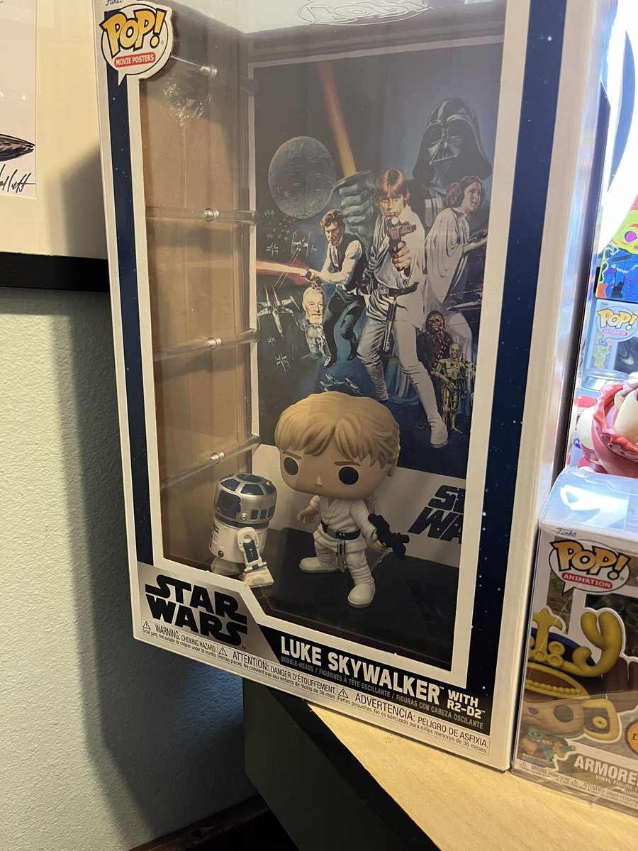 jedidave82's tweet photo. This is awesome and big! 😎 Also, new life goal to meet @MarkHamill  But, to be honest I would get get #FireLordOzai Funko pop sign. I know, I know  #lukeskywalker but #thelastairbender was some beautiful memories with Dad. Love ya dad #cancersuck #PancreaticCancer #funko https://t.co/RDKWJwRlqs