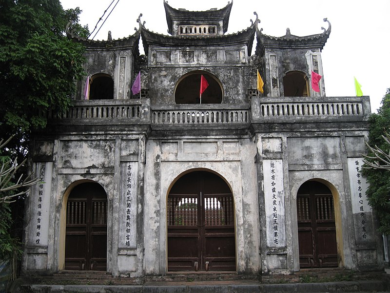 _Pho_Ngan's tweet photo. A few works of "Văn miếu" at the same places in Vietnam. 
Văn miếu (文廟) or Khổng miếu (孔廟) are architectural works used to worship Khổng tử (孔子) who gave birth to East Asian Confucianism. 
#Vietnam #vietnamese #越南 #history #Vietnamese_culture https://t.co/q8HHxrP0zN