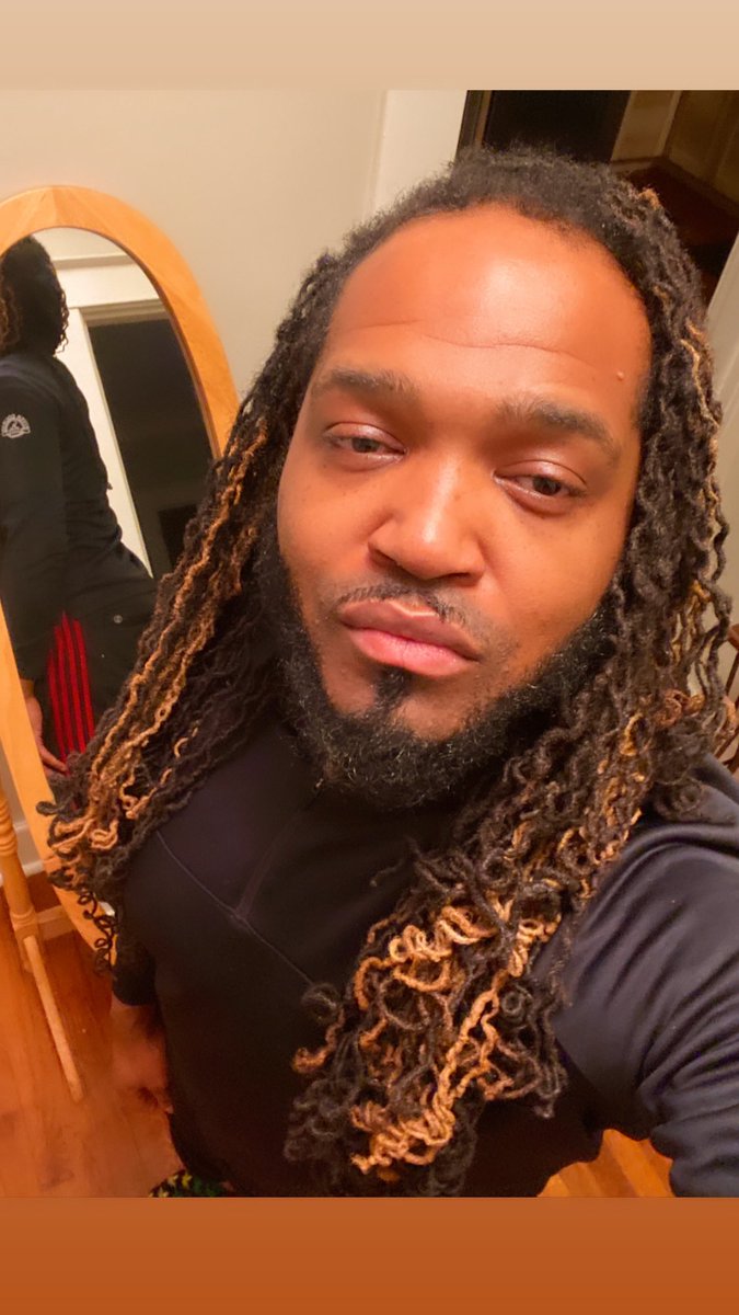CTyRelleLive's tweet photo. Took my twists down!  Time for my locs to breathe for a few days🤎🤎🤎 #locs #Brotherlocks #ScruffyFace #HappySunday https://t.co/YQWhZUJPA8