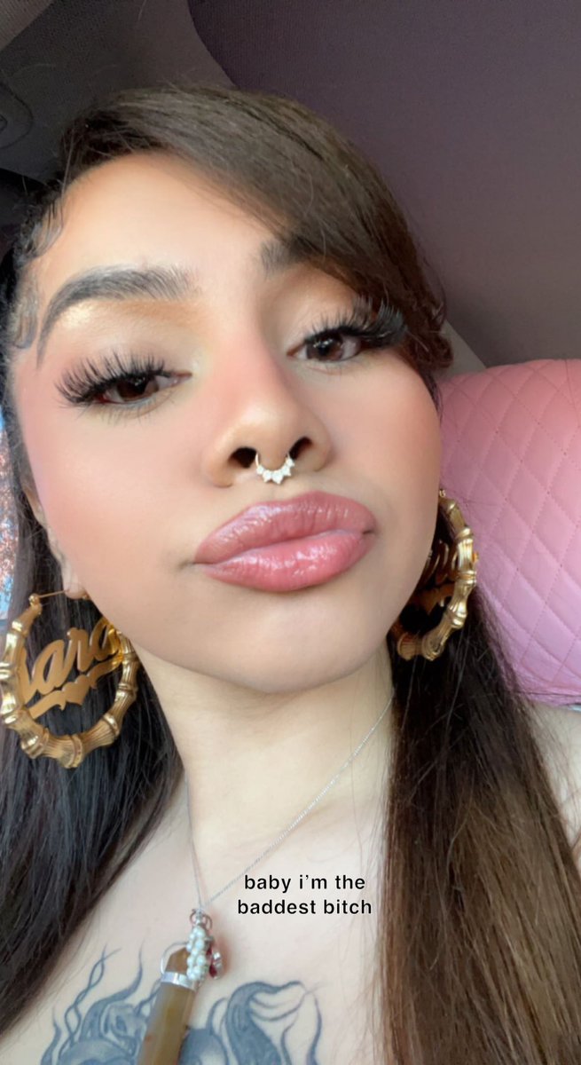 uhohsaraa's tweet photo. 👅 https://t.co/pZzQuUA1P9