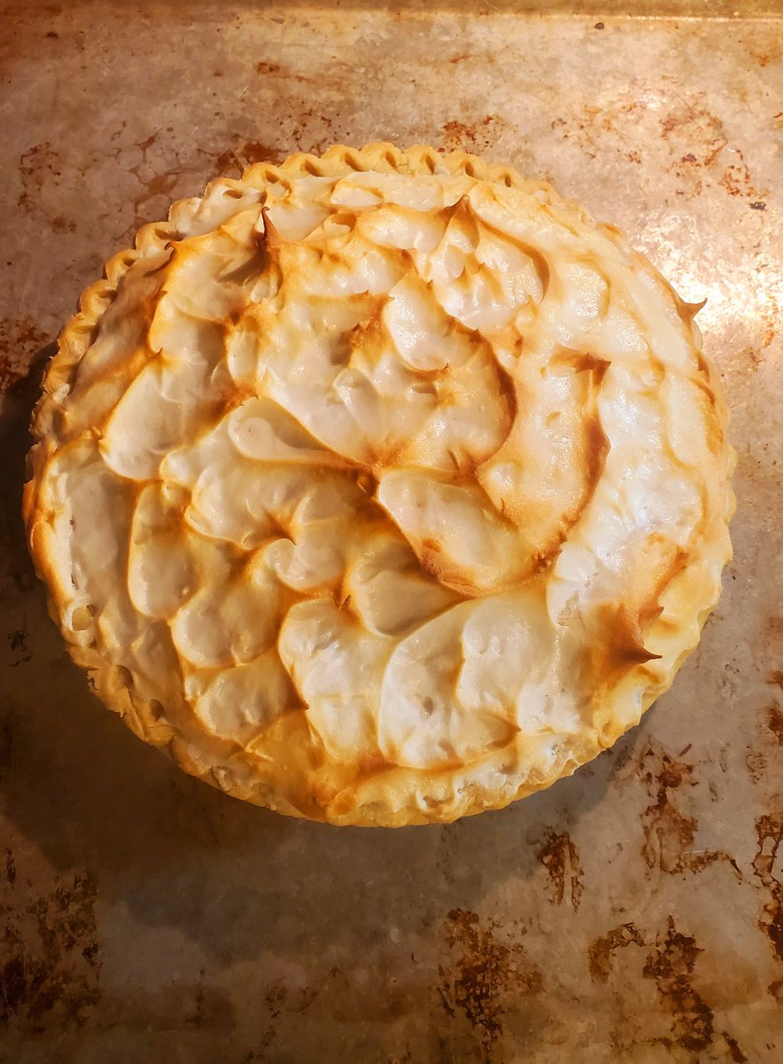 evariag12's tweet photo. Made butterscotch pie
(Butts pie, HAH!)
#undertale #butterscotchpie #torial https://t.co/g7pIU4B43Q