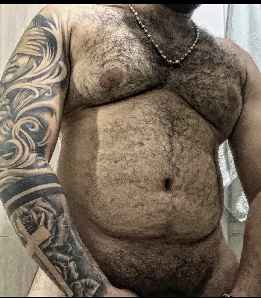 andresito1049's tweet photo. Rt si te gustan los pechos peludos https://t.co/FCSfQJrGDB