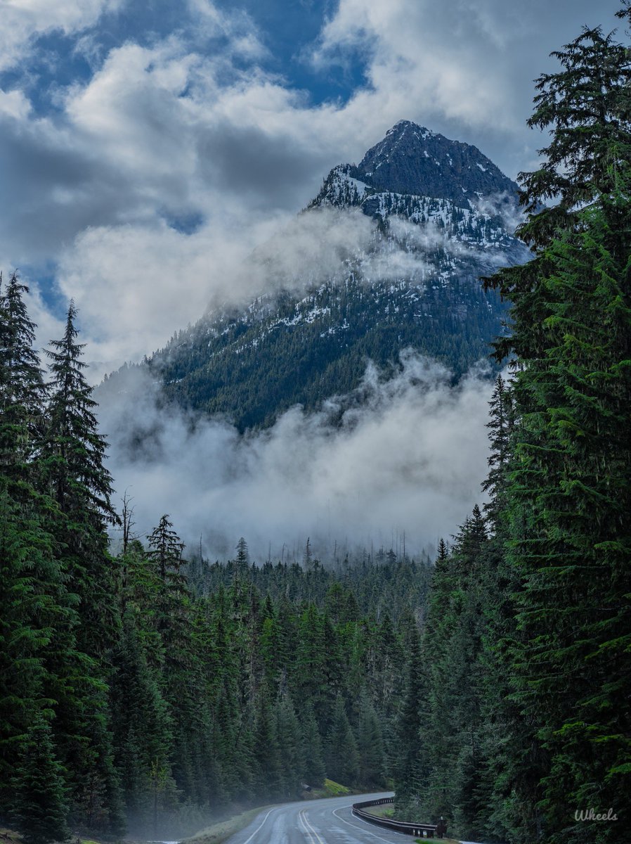 wheeler244's tweet photo. That road you think about -
On a drive and there’s one road you think about in the Pacific Northwest all the time..it’s views.. it’s smell.. thick forests.. mountain peaks #wawx #pnw https://t.co/ma3pOgEEjj