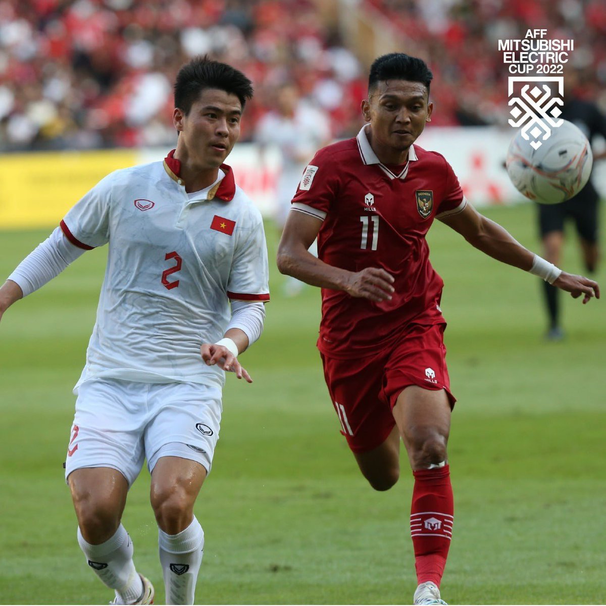 Đủ xa sẽ cũ. Đủ lạ sẽ quên tweet media