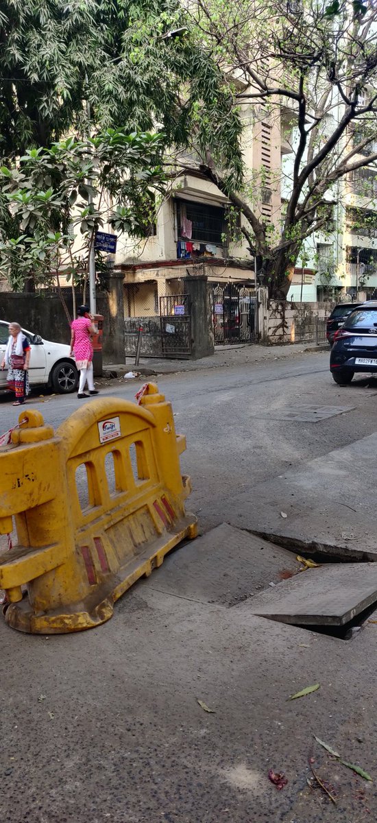 13th road in front of Jaswant heights bldg , <a href="/mybmcWardHW/">Ward HW BMC</a> 
manhole still not repaired .
