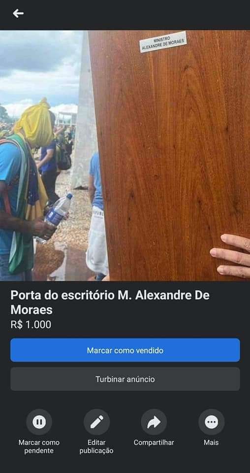 thinking_helmet's tweet photo. Mesmo que seja fake. É muita chacota pra esse país. https://t.co/46b3LFjAKl