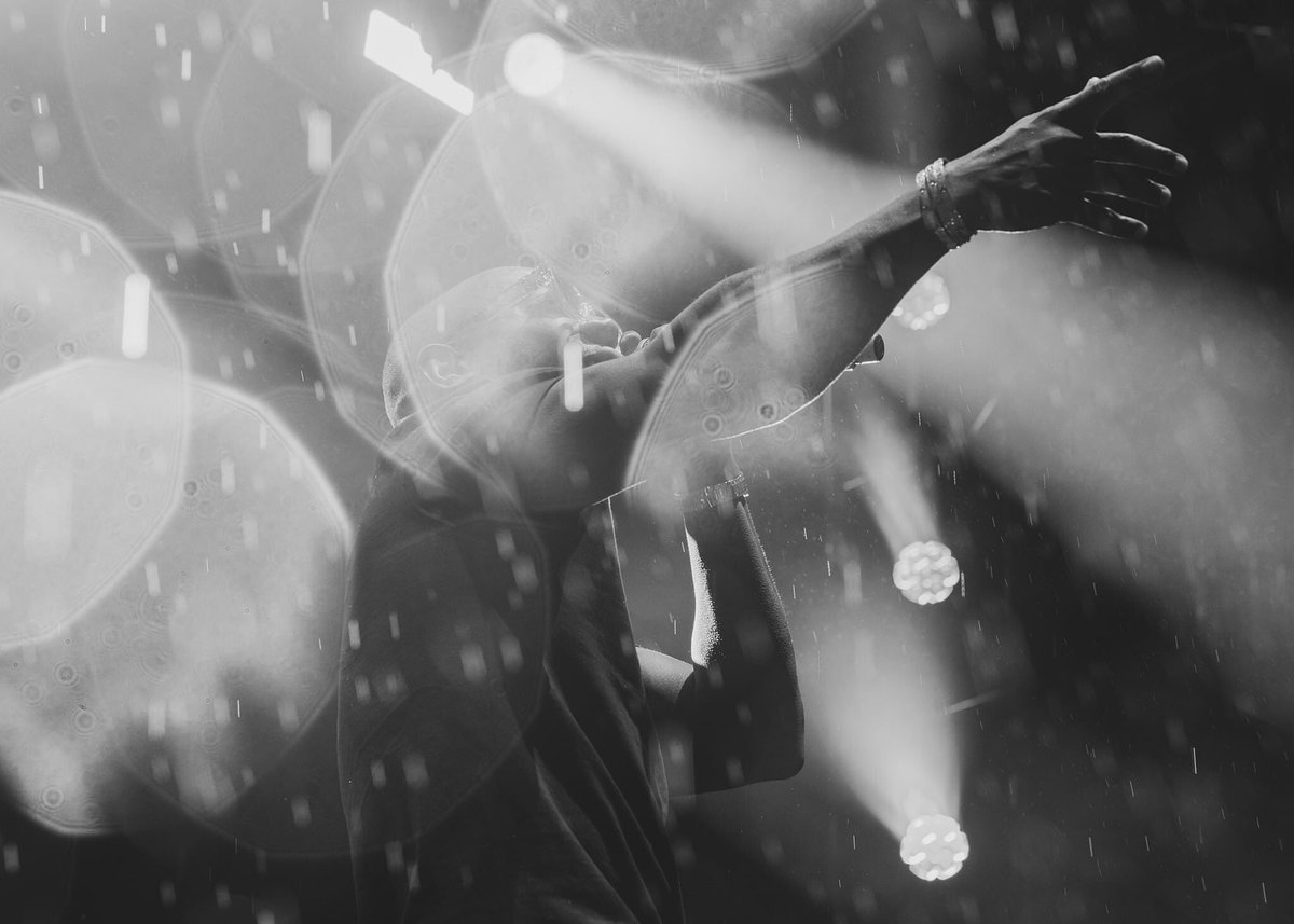 AmbientDoug's tweet photo. Got a wee bit moist photographing @jarule yesterday… https://t.co/BA3yqOhkbG