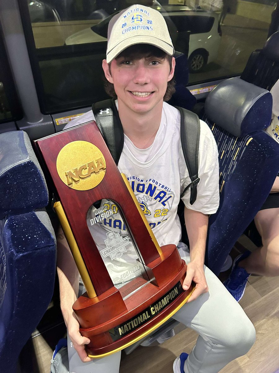 Rhett Foster tweet media