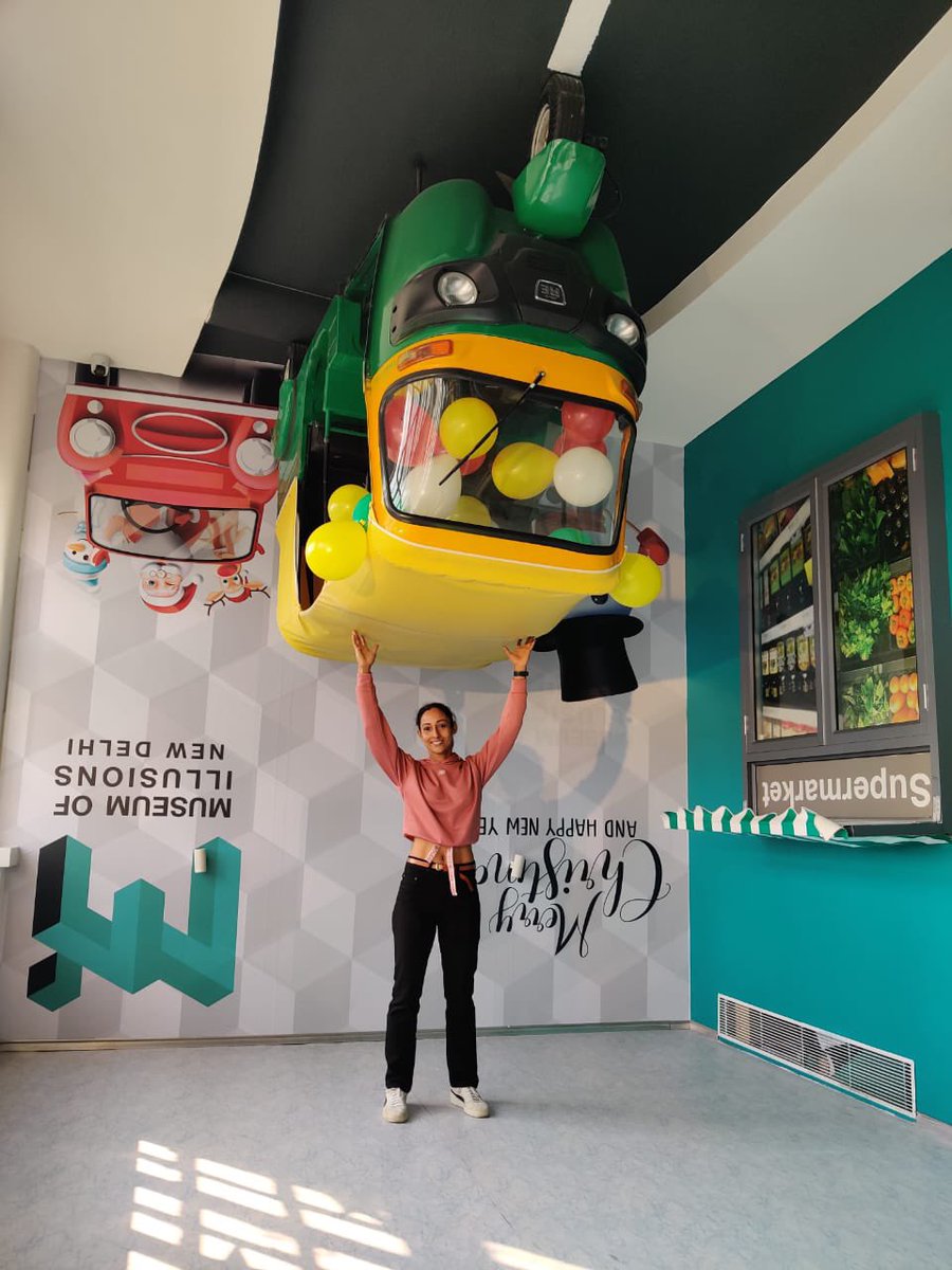 Cheers to the weekend🤙

#weekend #vibes #happy #mood