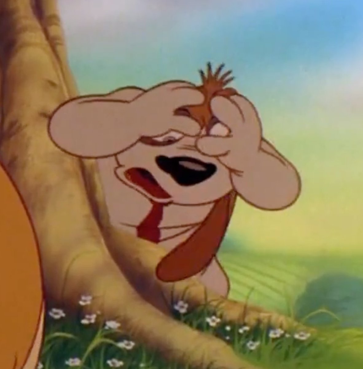 MinjijuBoo's tweet photo. Screaming at @WebMDog over fucking Rodney Dangerfield's fursona
I know I'm broken as a person because he's actually so cute scrunkly to me https://t.co/mmawm1fjTt