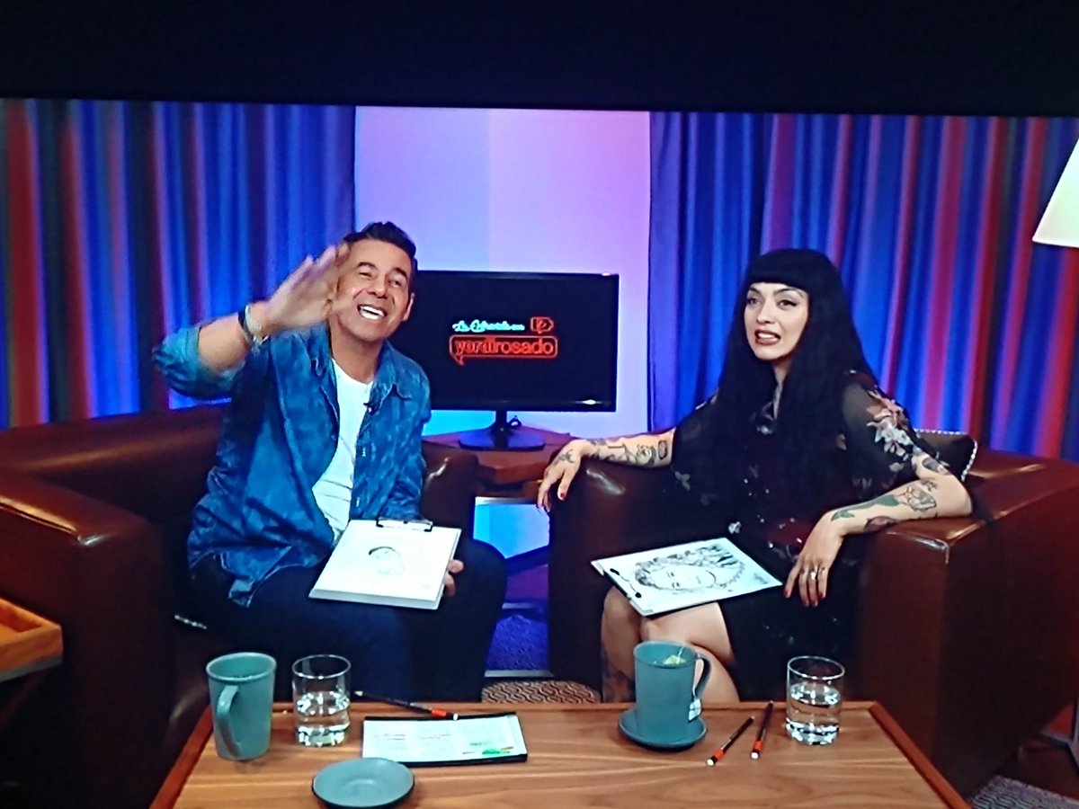 shessamyy's tweet photo. Hermosa entrevista y hermosa tu @monlaferte que lindo verte . Te amooo😭💕 #domingo #modofan https://t.co/3PAaYQRdrd