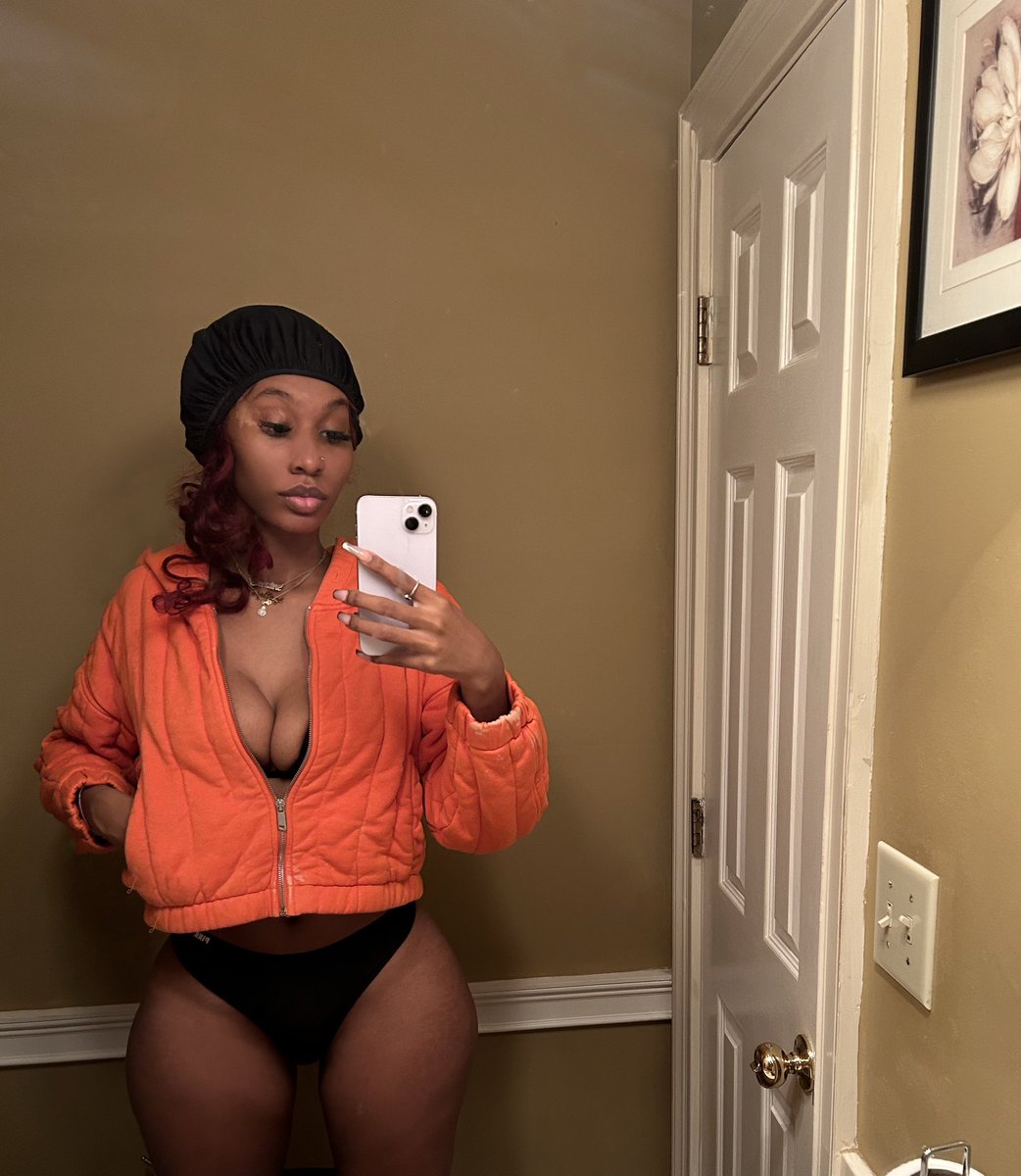 theemfbaby's tweet photo. 🧡 https://t.co/ZJBxPwUqzF