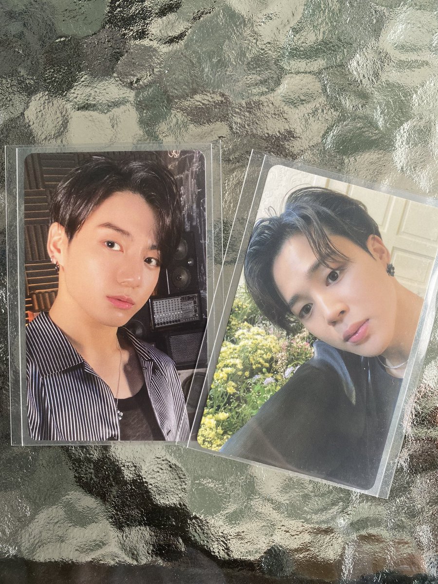 jkkbuys's tweet photo. wts lfb | HELP RT

Jimin &amp; Jungkook Be Essential Random PC

— Jm 400 res, 350 PAYO
— JK 400 res, 350 PAYO
— mop &amp; mod : gcash &amp; ggx
— mint condi
— onhand 

loc. bacoor,cavite

🏷 bts photocards pc ph jimin jm jungkook jk halaman be essential rpc https://t.co/FpoVDXJKYK