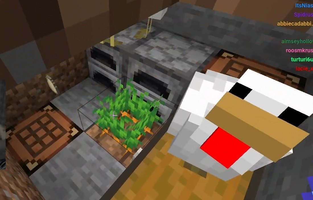 ohjearelle's tweet photo. The demand for carrots.
The double crafting table action.
The singular carrot patch, yet somehow stacks upon stacks of carrots, among an assortment of items.

It's very Technoblade. And it's so nice to still be finding all these little surprises to this day. https://t.co/levIHmj6Bv