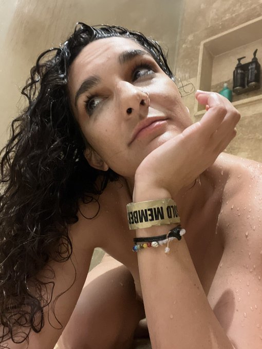 Sorry I&rsquo;m MIA, been having too good a time in Mexico 🖤 back to &ldquo;normal&rdquo; life in a few days lol https://t