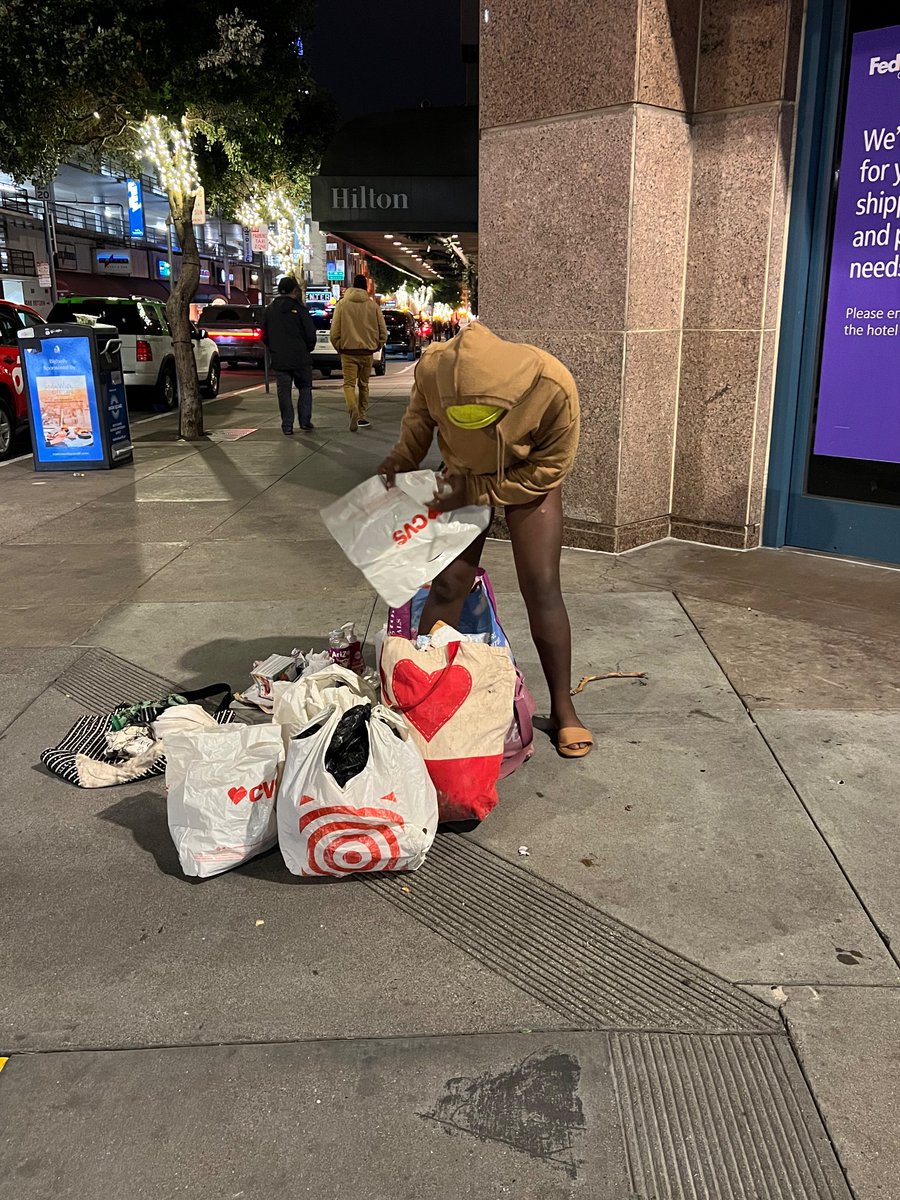 John60178681's tweet photo. #SingleAndMingle #sf #SanFrancisco #CrimePatrol @LondonBreed @sfgov @Ahsha_Safai @FoxNews @OANN #SinglesInferno2ep8 #hornypost #SanFrancisco @fbach4 #babesofsf #SFCHICKS #singleinsf Who's single and ready to mingle? i know your single Jennifer. https://t.co/neXj7JU0xB