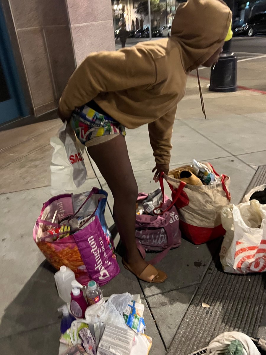 John60178681's tweet photo. #SingleAndMingle #sf #SanFrancisco #CrimePatrol @LondonBreed @sfgov @Ahsha_Safai @FoxNews @OANN #SinglesInferno2ep8 #hornypost #SanFrancisco @fbach4 #babesofsf #SFCHICKS #singleinsf Who's single and ready to mingle? i know your single Jennifer. https://t.co/neXj7JU0xB