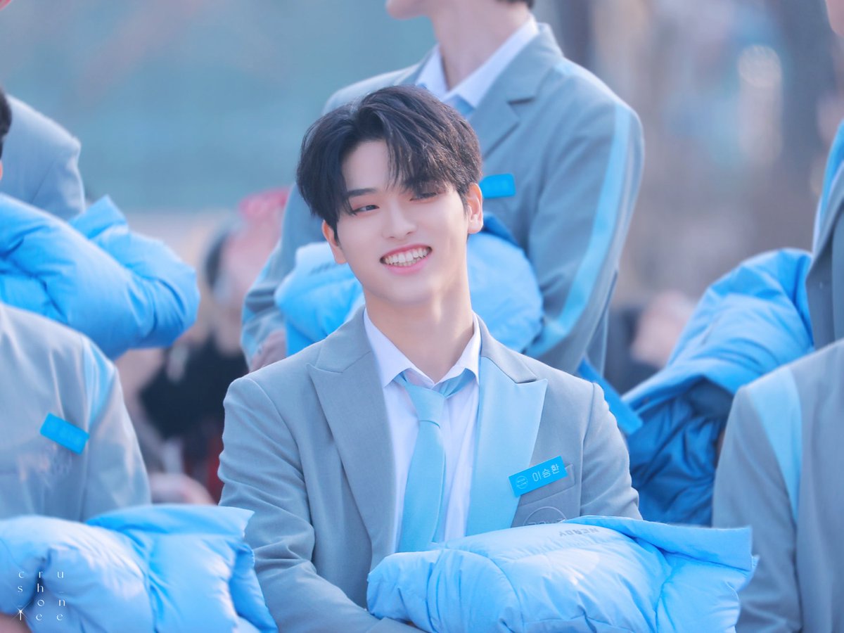 Hello everyone! It’s been awhile since the last time i was around. How’s everyone doing? The weather still pretty cold, make sure to always carry hotpacks on your pocket and stay warm. Also don’t skip your meals and stay hydrated.