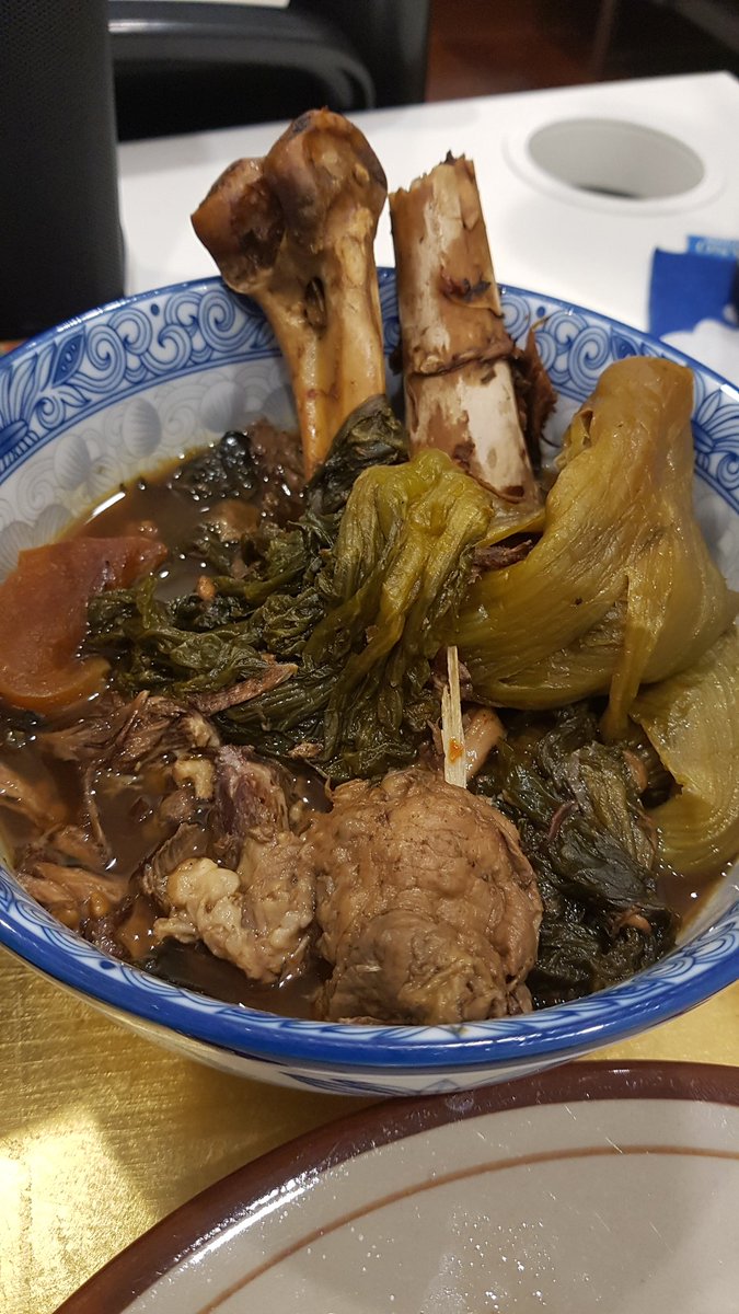choysuling's tweet photo. Trust me... kiam chai with leftover turkey leg is damn good 😋.
#lunchforone #homecooked https://t.co/YTammbckgQ