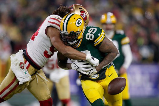 DaireCarragher's tweet photo. A lost fumble has contributed to the Packers’ elimination for the third straight season. https://t.co/0Nv1DHVFpo