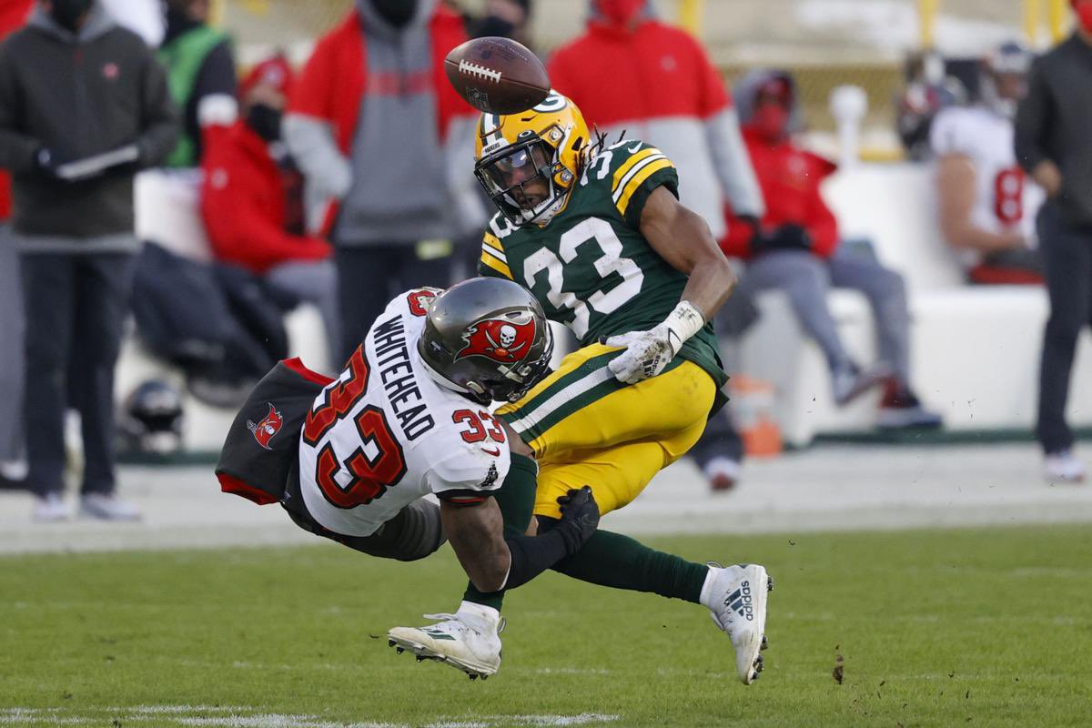 DaireCarragher's tweet photo. A lost fumble has contributed to the Packers’ elimination for the third straight season. https://t.co/0Nv1DHVFpo