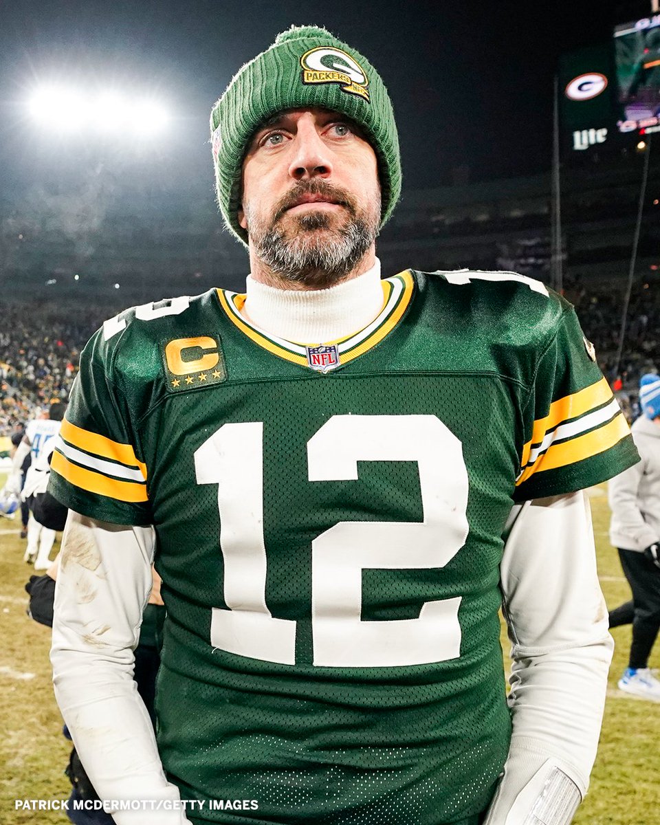 ESPNNFL's tweet photo. Aaron Rodgers vs. the Lions this season:

40/70 Comp/Att
2 TD
4 INT
0-2 W-L https://t.co/UzvKr3GbJL