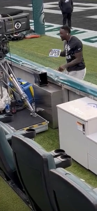 NINETWOFIVE55's tweet image. OPEN
#breakfastonme