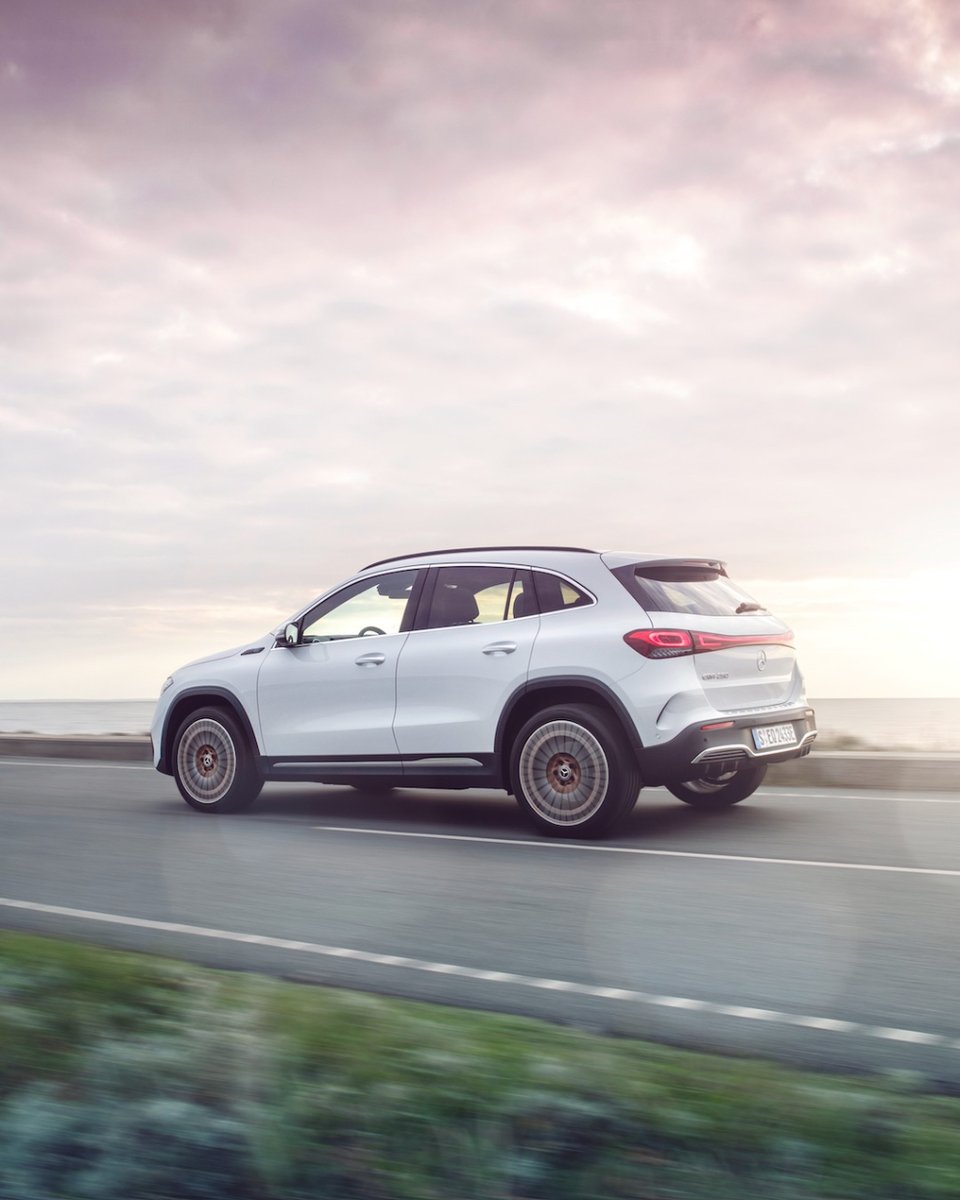 ¿Compacto? ✅
¿Deportivo? ✅
¿Eléctrico? ✅

¡El EQA lo tiene todo! ¿Qué elementos indispensables tiene el coche eléctrico perfecto para ti?

#EQA #MercedesEQ #ProgressiveLuxury