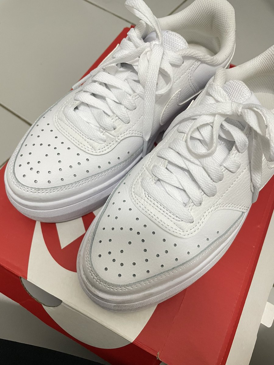 duan_naud's tweet photo. ส่งต่อ Nike Court Vision Alta ไซส์ 38.5 ช็อปญี่ปุ่นแท้ ผ่านการใส่ไม่เกิน 5 ครั้ง ราคาไทย 2,700.- ส่งต่อ 990.-รส.  สภาพ 95% ขอดูรูปเพิ่มเติมได้ค่ะ
#รองเท้ามือสอง #ส่งต่อรองเท้า  #ส่งต่อรองเท้ามือสอง  #ส่งต่อเสื้อผ้า #ส่งต่อรองเท้าnike #ส่งต่อรองเท้าผ้าใบ #ส่งต่อรองเท้ามือสองของแท้ https://t.co/kbceucfVFh