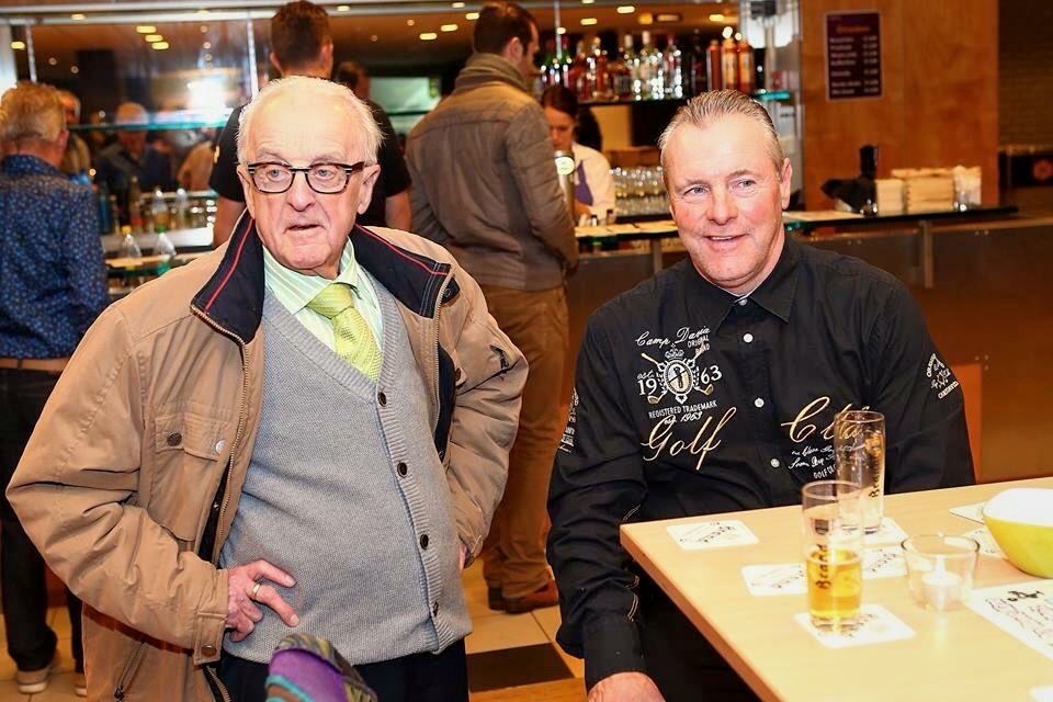 marcelbakkertje's tweet image. Gène Hanssen jarig!! Beest in het veld, mijn enige echte idool, super aardig buiten het veld. Altijd oog en oor voor de supporter!