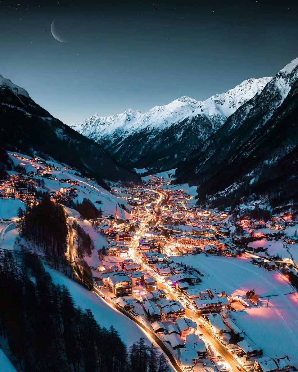 TravelWonders13's tweet photo. Tyrol, Austria 📸 🇦🇹 
#tyrol #austria #tirol #mountains #sterreich #alps #visittirol #nature #innsbruck #lovetirol #visitaustria #berge #alpen #hiking #schwaz #bergliebe #landscape #wandern #travel #photography #naturephotography #wanderlust #zillertal #mountainlove #k #europe https://t.co/ts1QaH2wza
