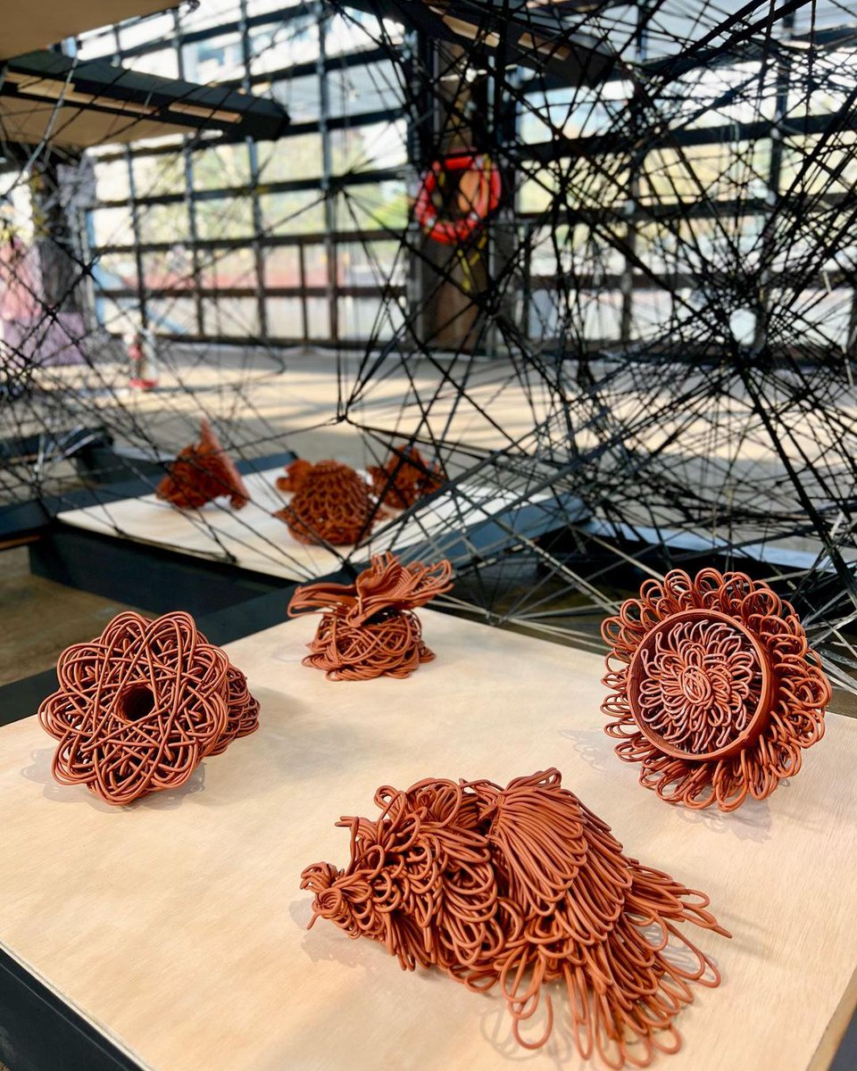 Artist spotlight: Chad Curtis 💡

Curtis had to use with softwares that let him play on the line between digital design &amp; physical object

His work examines the effect of technology on humans &amp; nature. It is playfully optimistic about the allure of technologically made forms