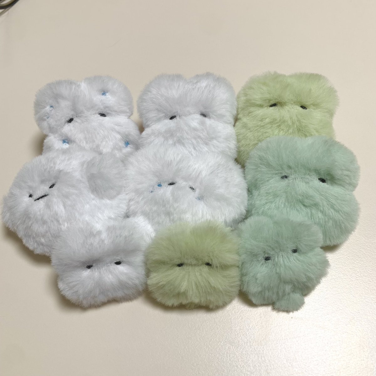 natsunonama's tweet photo. 1월 솜덩이 분양 — ! 시작합니다 ..💭

2023.01.11 18:00 ~ 2023.01.18 18:00
https://t.co/AUfPMH9DHo

#Rt 추첨으로 원하시는 친구를 무료분양해 드립니다 💭💬

귀여운친구들 … 많이 만들었어요 .. 구경 와주세요 ..🥺❄️ https://t.co/AWXEdzHY9a