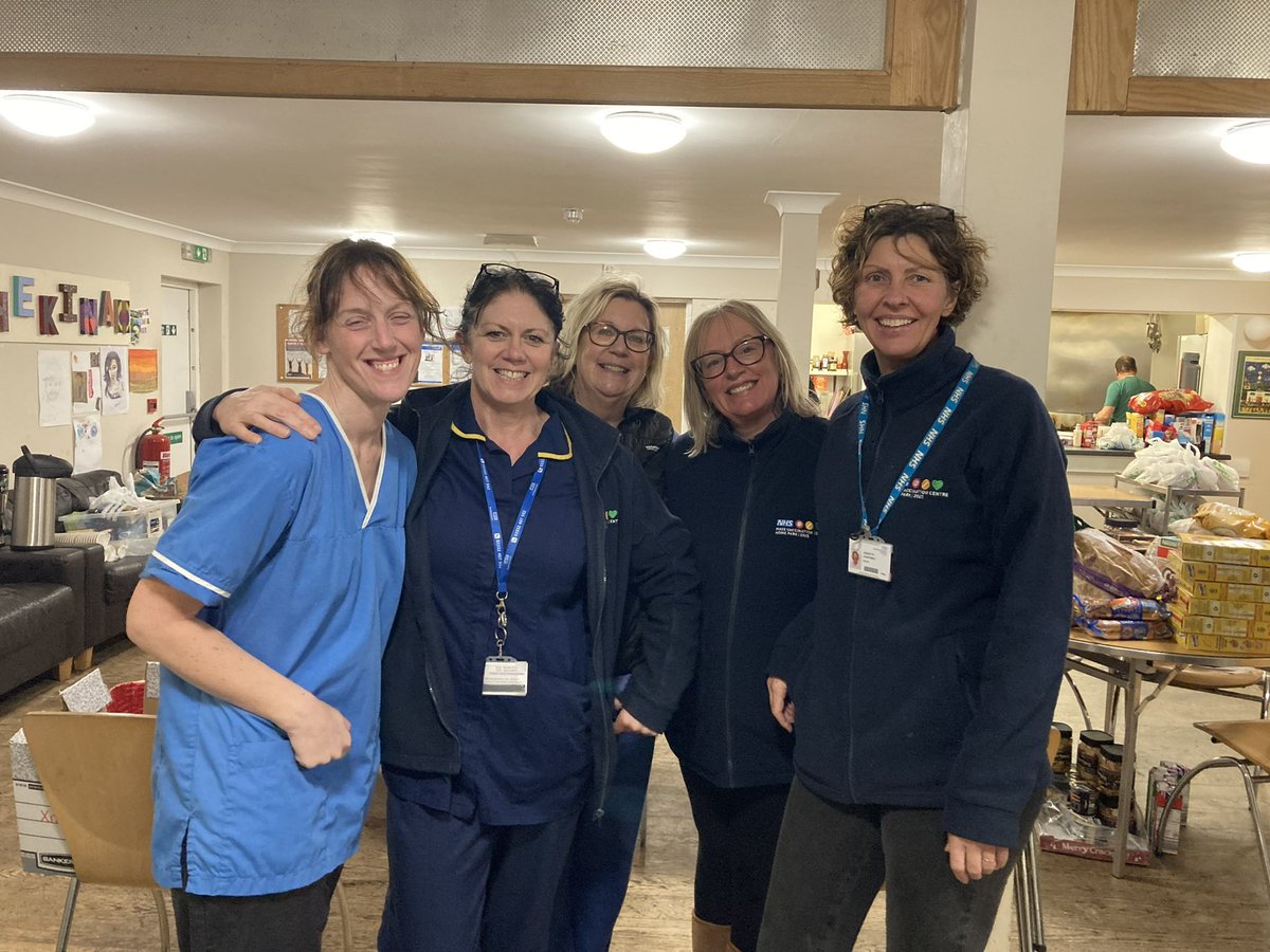 plymouthsouprun's tweet photo. A very busy Sunday, 108 people served, with only just enough food for the last stop. We hadn’t expected to see quite so many people! Clothes, toiletries &amp; ambient food also available. Great to be joined by the @ParkMass team &amp; Em @PathDevon collaborative work at its best. 🙏 ALL. https://t.co/FvRi8QVgni