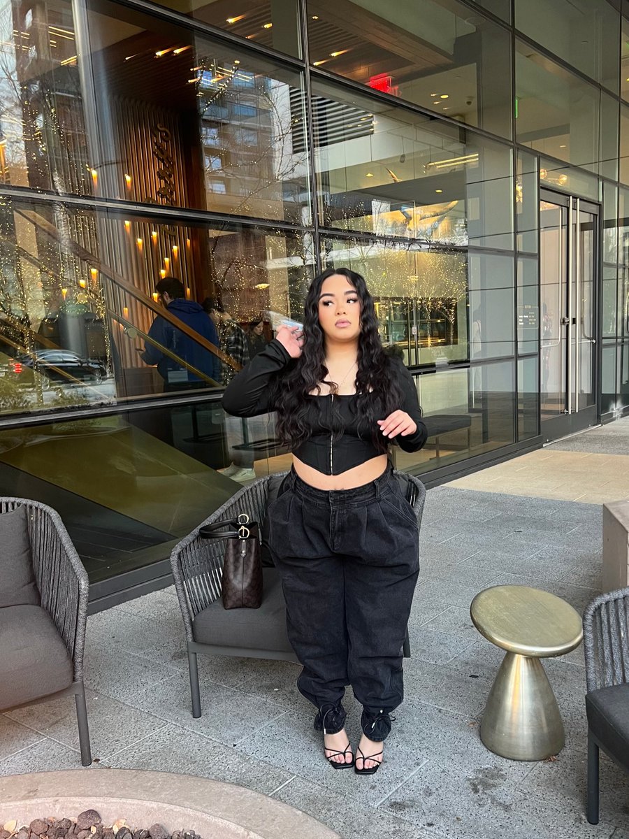 cozyycaro's tweet photo. these didn’t make ig https://t.co/f9SIH57QAs