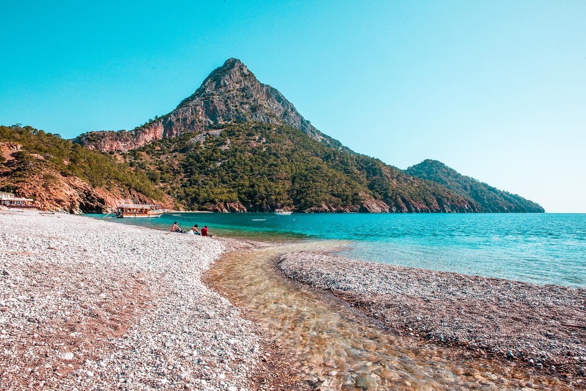 antalyacomtr's tweet photo. Herkese huzur dolu, güzel, renkli bir hafta diliyoruz😌
📍Adrasan Koyu 

#Pazartesi #Antalya #SunAndMore #AntalyaTurkey #Sea #Sun #Nature #Holiday #SummerHoliday #Travel #Gezi #Summer #Vacation #Beach https://t.co/bvQPUfaXuR