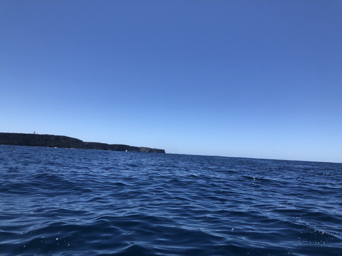 From the 50m mark looking north from Pt Perpendicular, #jervisbay #nsw #south coast