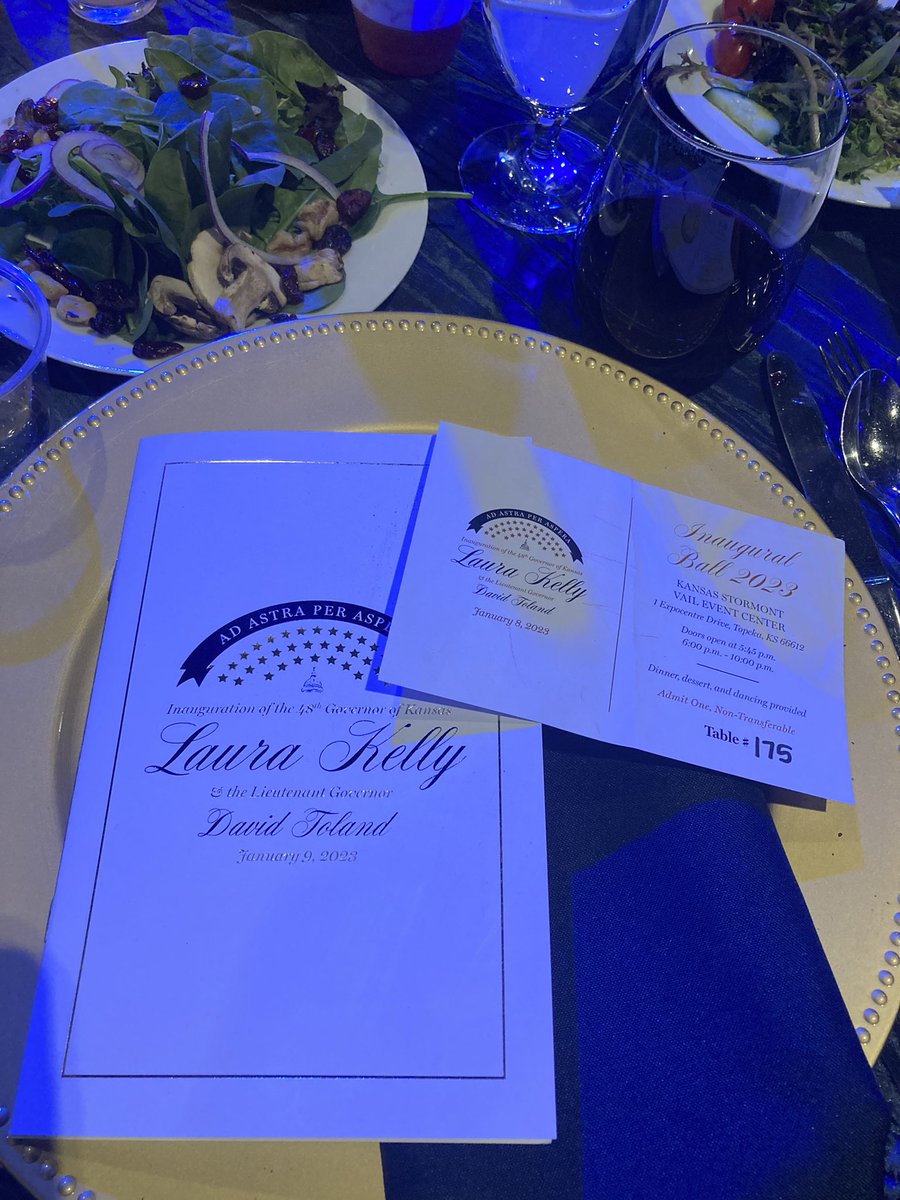 Melanie Daily tweet media