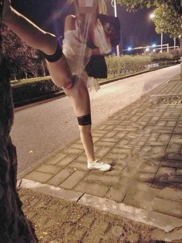 ygod998's tweet photo. @MeiRiDaZuoZhan 这jio二十年的功力扛得住么😵 https://t.co/OxohsqdhFW