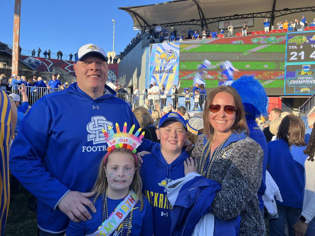 BigBenFast's tweet image. What a day!!  Jackrabbits are National Champions. @GoJacksFB @GoJacksJFPA