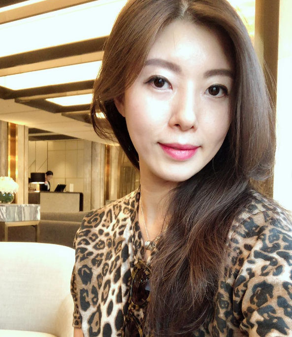 MBwallya's tweet photo. 안녕하세요~서울사는 유부입니다~
어쩌다 트윗햇는데 ~조심스럽게 소통하면서 친해지고 싶어요~서로 편하게 
#하트하고 쪽지 주세요^^
#유부녀 #아줌마 #소통 #섹트  #남양주 #강남 #서울 #일상 https://t.co/mLQfeDRA8u